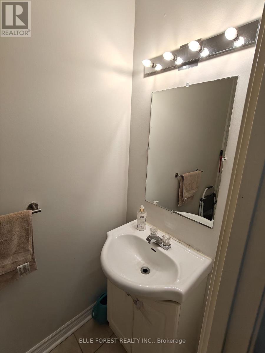 48 - 1725 Ernest Avenue, London South, Ontario  N6E 2W3 - Photo 9 - X12679400