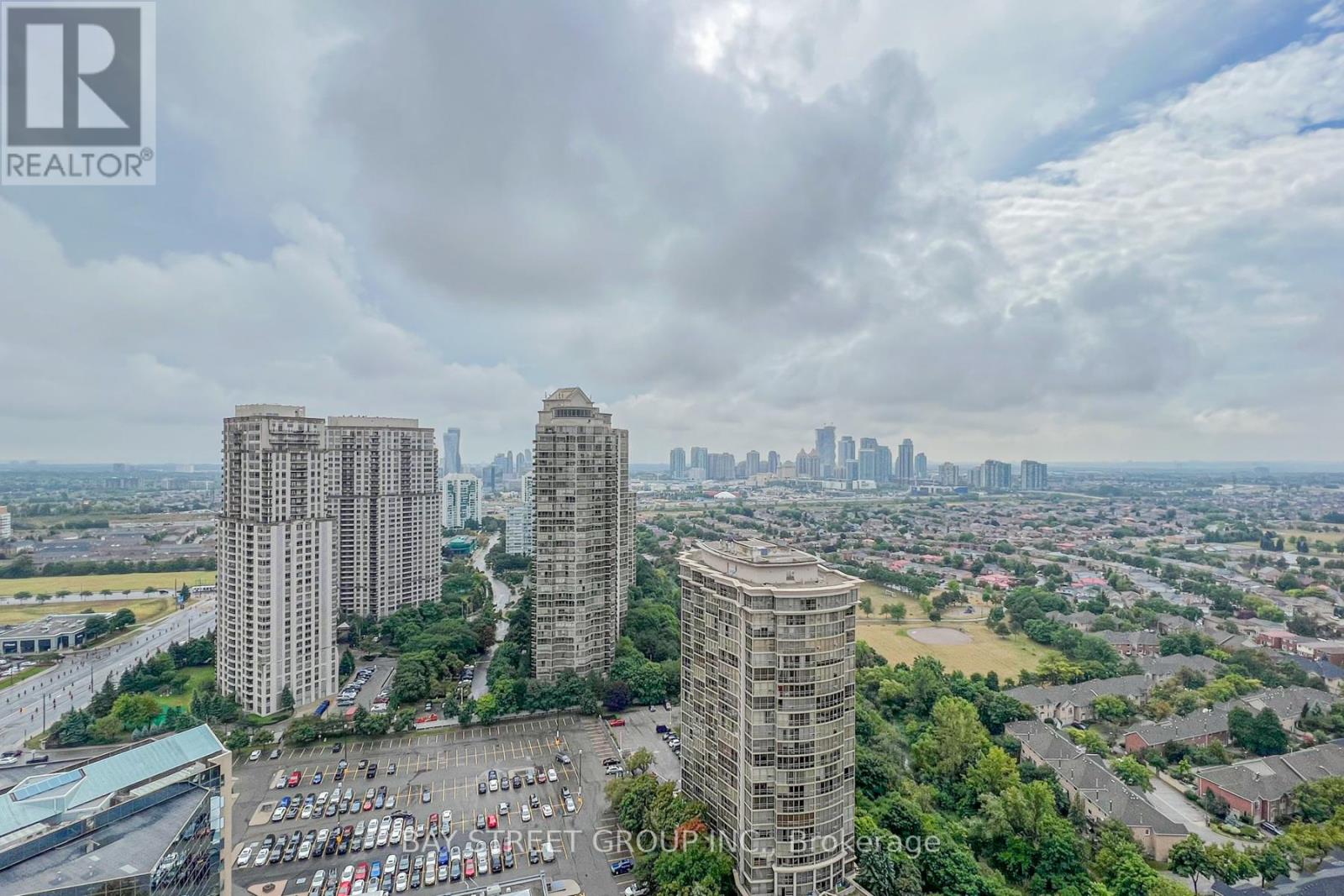 2801 - 75 Eglinton Avenue W, Mississauga, Ontario  L5R 0E5 - Photo 32 - W12679392