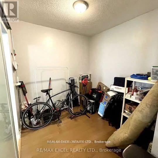 2515 - 105 The Queensway Avenue, Toronto, Ontario  M6S 5B5 - Photo 14 - W12679398