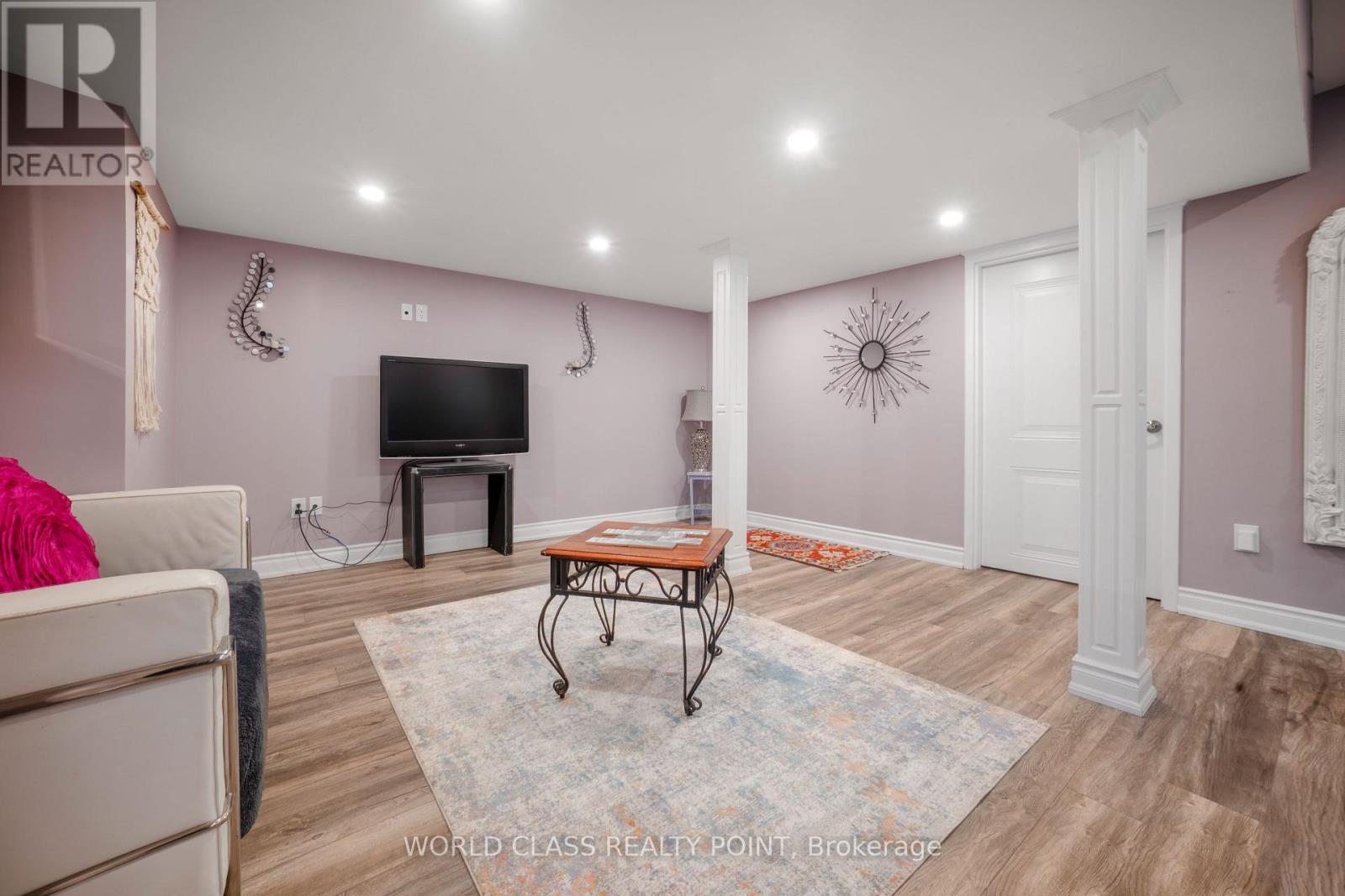 Basement Apt - 3191 Daisy Way, Oakville, Ontario  L6M 1L4 - Photo 15 - W12679408