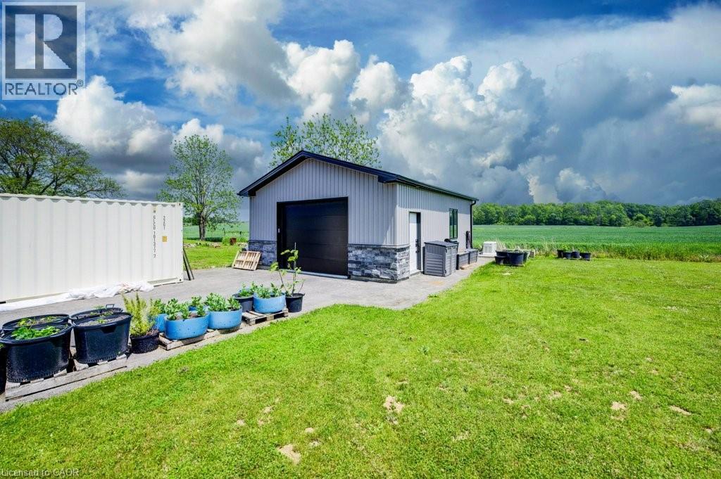 1211 Woodburn Road, Binbrook, Ontario  L0R 1P0 - Photo 37 - 40796338