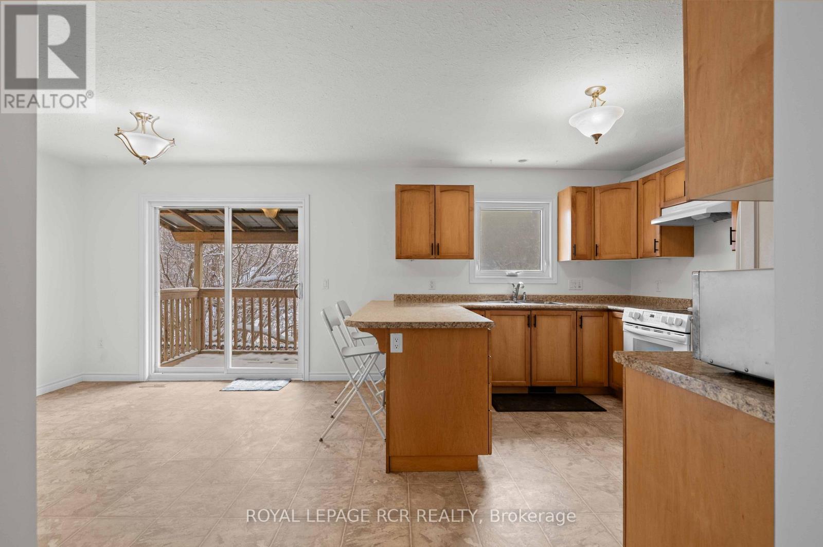 18637 Hurontario Street, Caledon, Ontario  L7K 0X9 - Photo 7 - W12679418