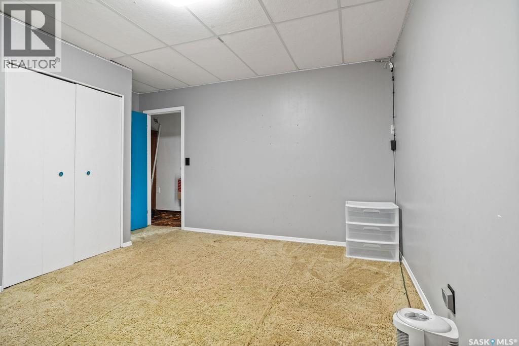 50 Hyland Crescent, Regina, Saskatchewan  S4R 7P3 - Photo 28 - SK026470