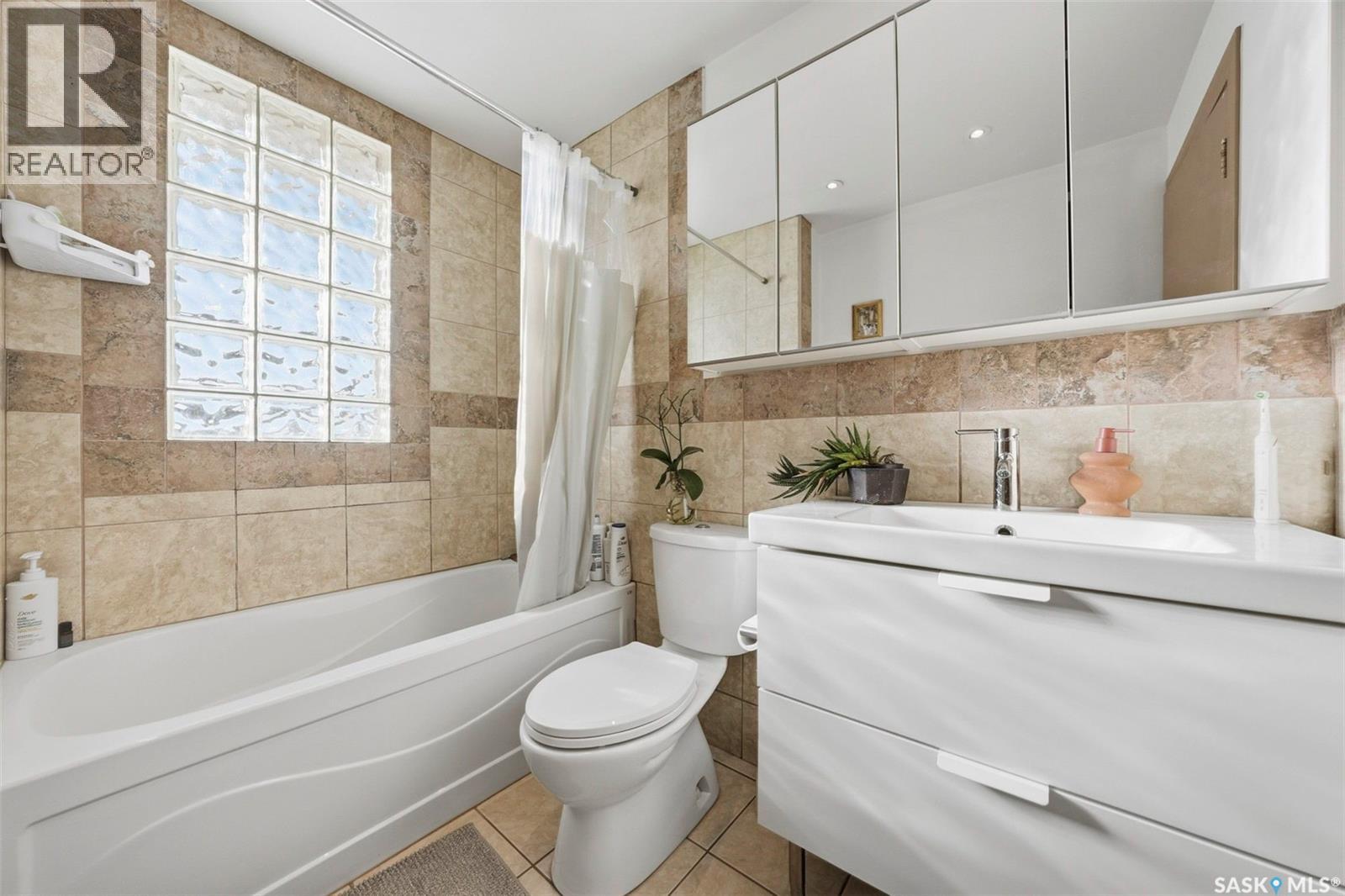 1022 9th Street E, Saskatoon, Saskatchewan  S7H 0N2 - Photo 10 - SK026421