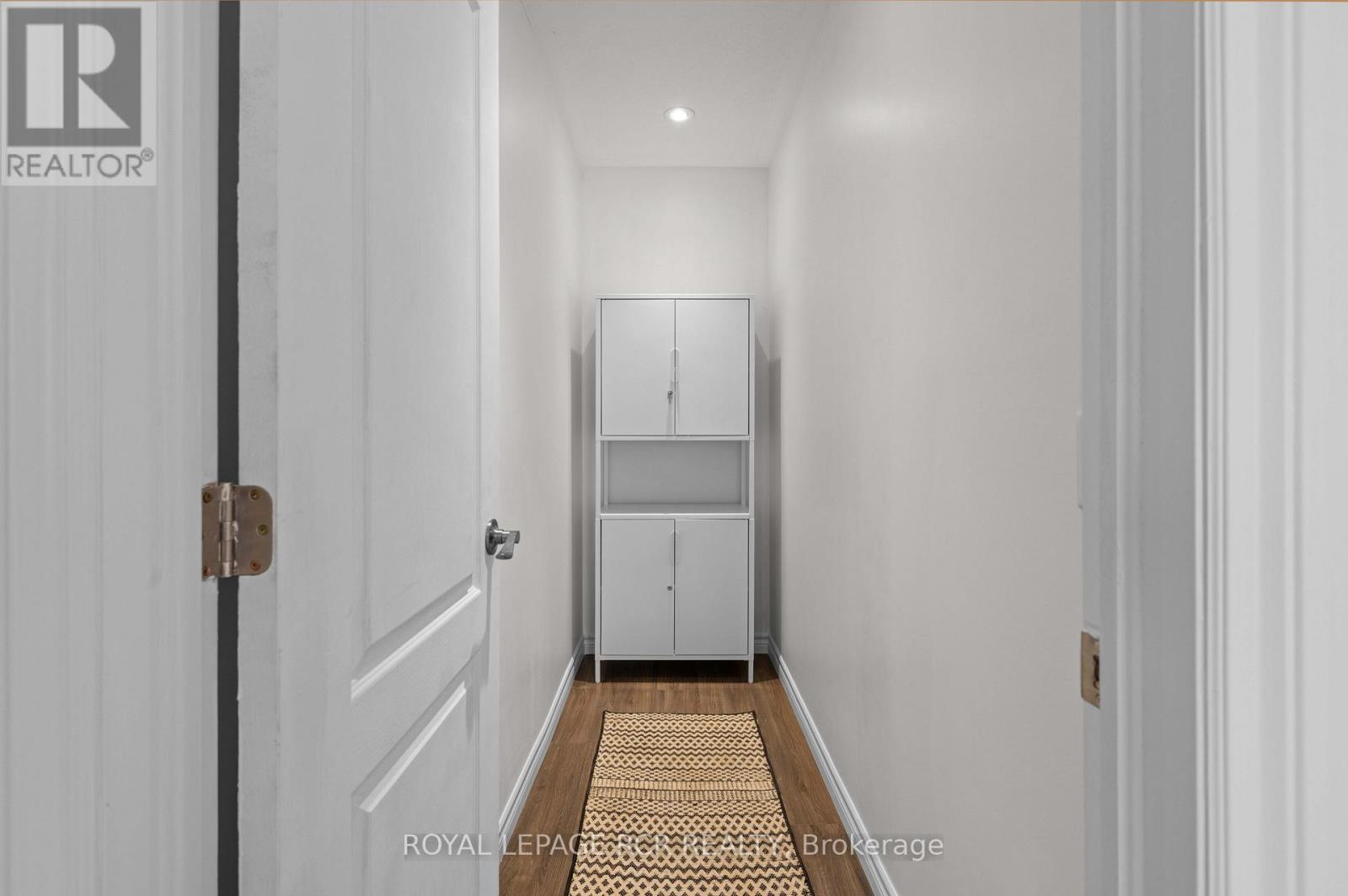 18637 Hurontario Street, Caledon, Ontario  L7K 0X9 - Photo 14 - W12679418