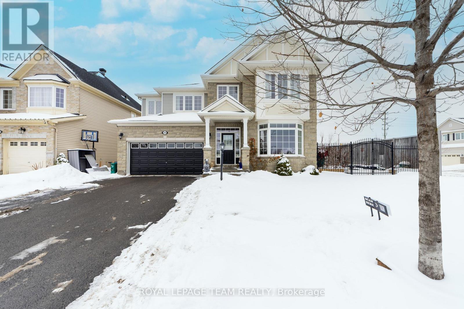 200 Kinloch Court, Ottawa, Ontario  K2J 5S9 - Photo 3 - X12457820