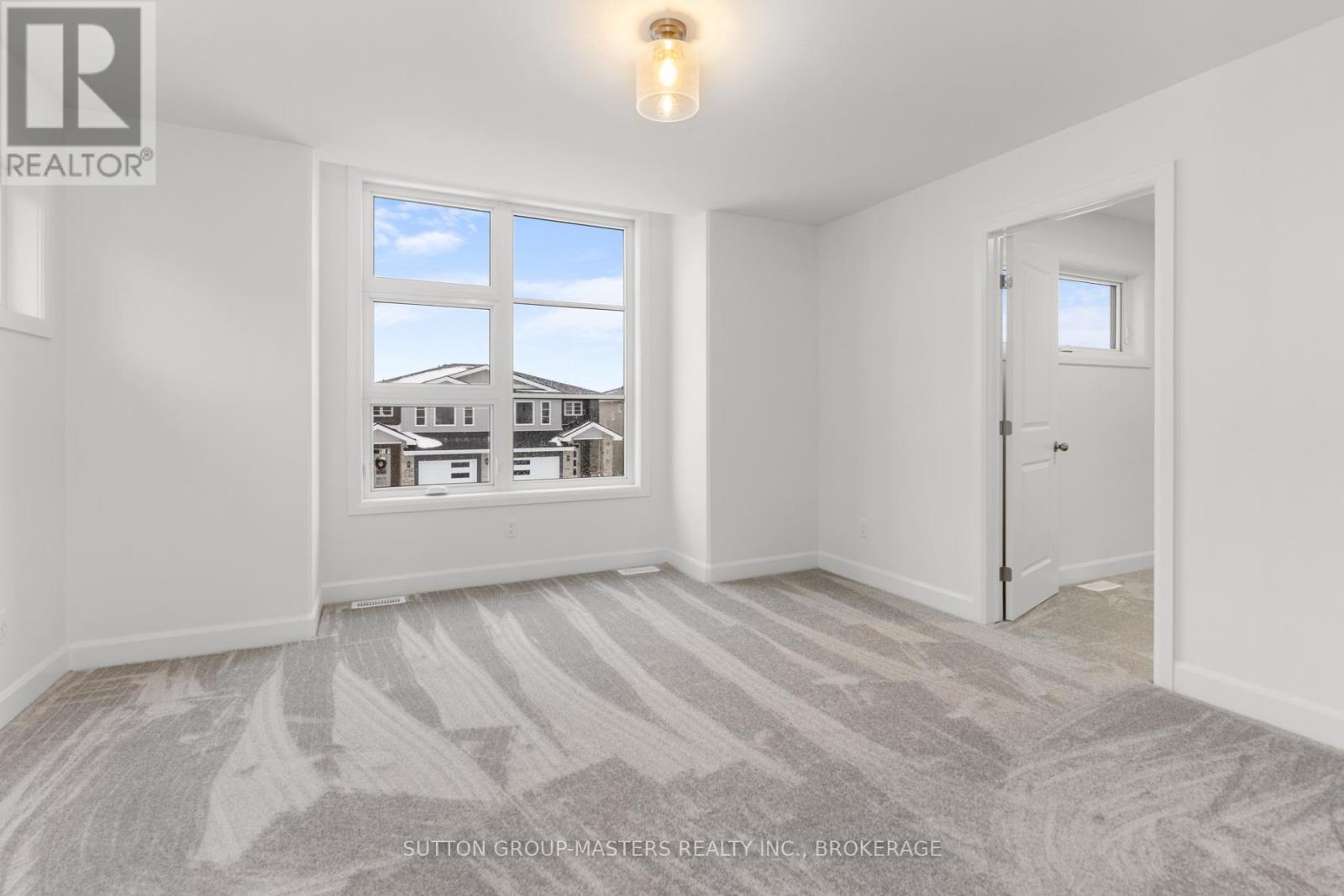 216 Superior Drive, Loyalist, Ontario  K7N 0E5 - Photo 17 - X12679452