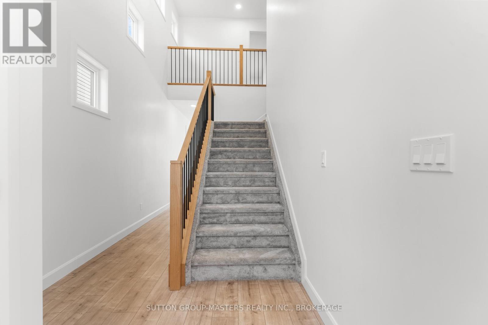 230 Dr Richard James Crescent, Loyalist (Amherstview), Ontario  K7N 0E5 - Photo 3 - X12679456