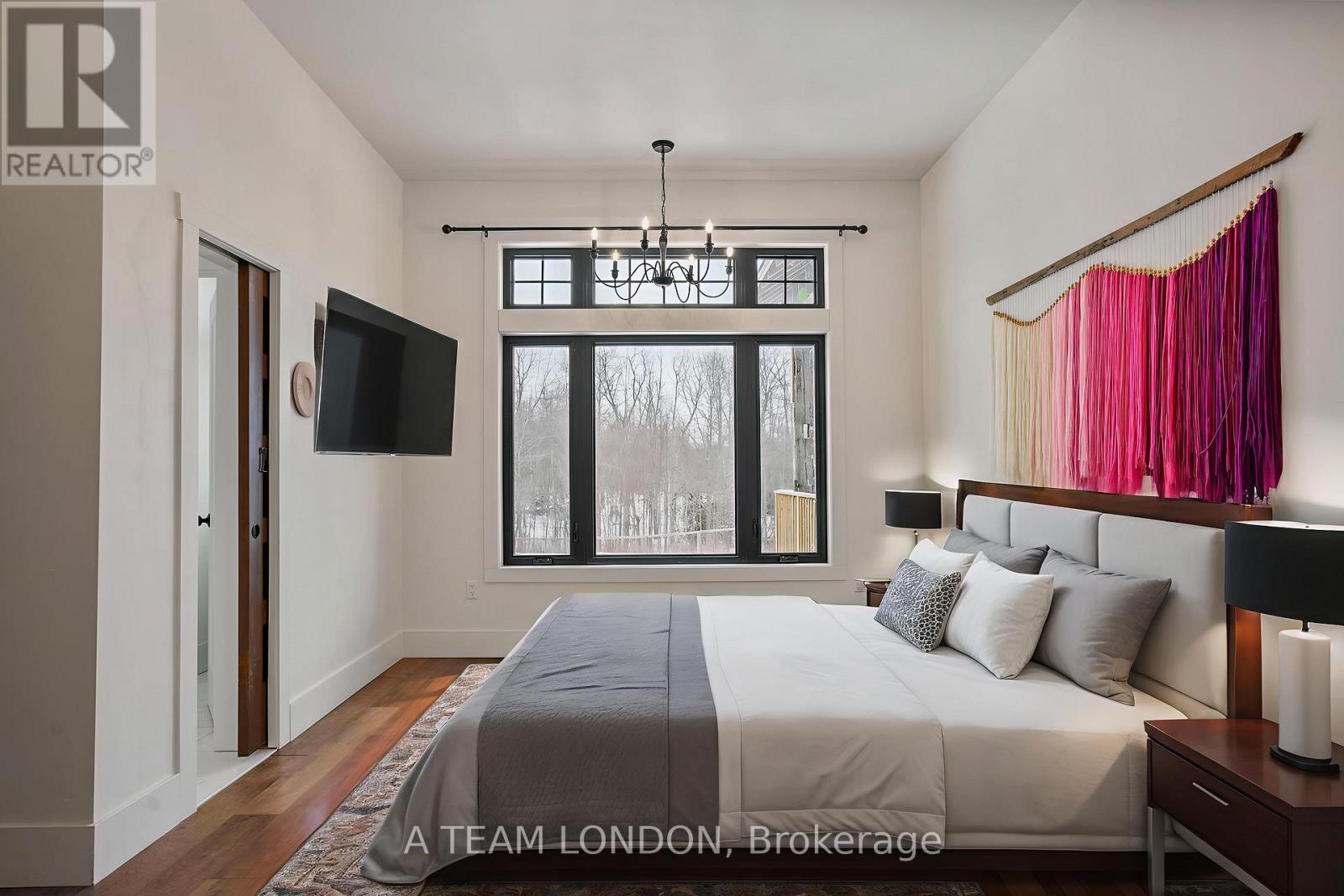 21298 Springfield Road, Southwest Middlesex, Ontario  N0L 1T0 - Photo 35 - X12679448