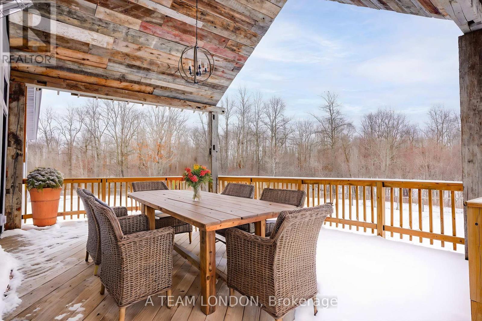 21298 Springfield Road, Southwest Middlesex, Ontario  N0L 1T0 - Photo 42 - X12679448