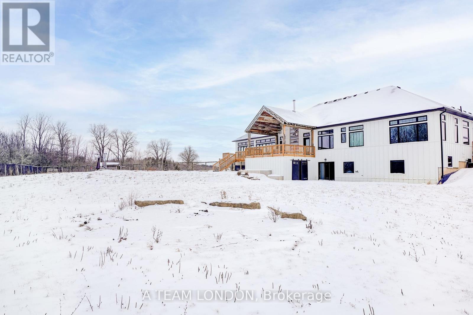 21298 Springfield Road, Southwest Middlesex, Ontario  N0L 1T0 - Photo 45 - X12679448