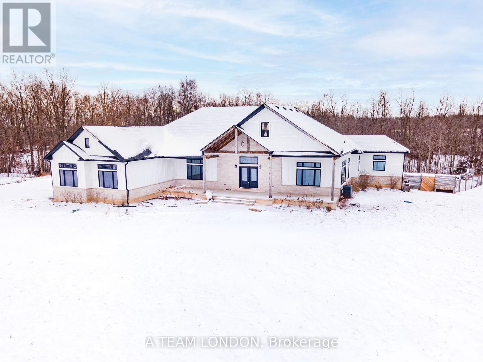 21298 Springfield Road, Southwest Middlesex, Ontario  N0L 1T0 - Photo 5 - X12679448