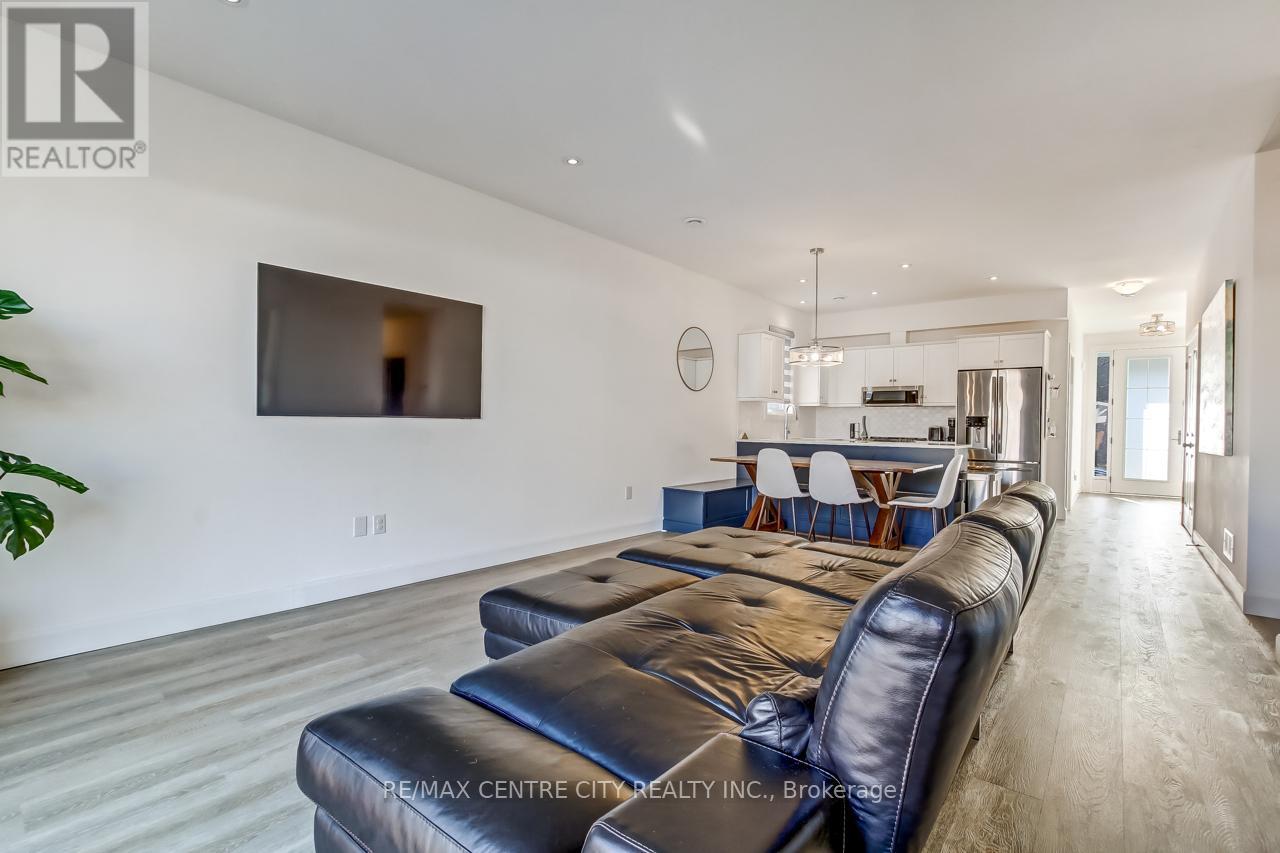 423 George Street, Central Elgin, Ontario  N5L 1G4 - Photo 13 - X12679510