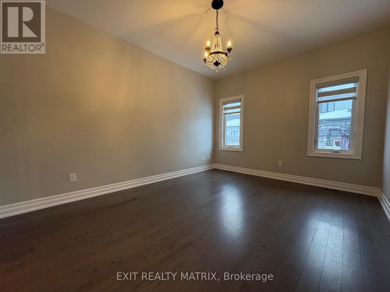 265 Belfort Street, Russell, Ontario  K0A 1W0 - Photo 10 - X12679424