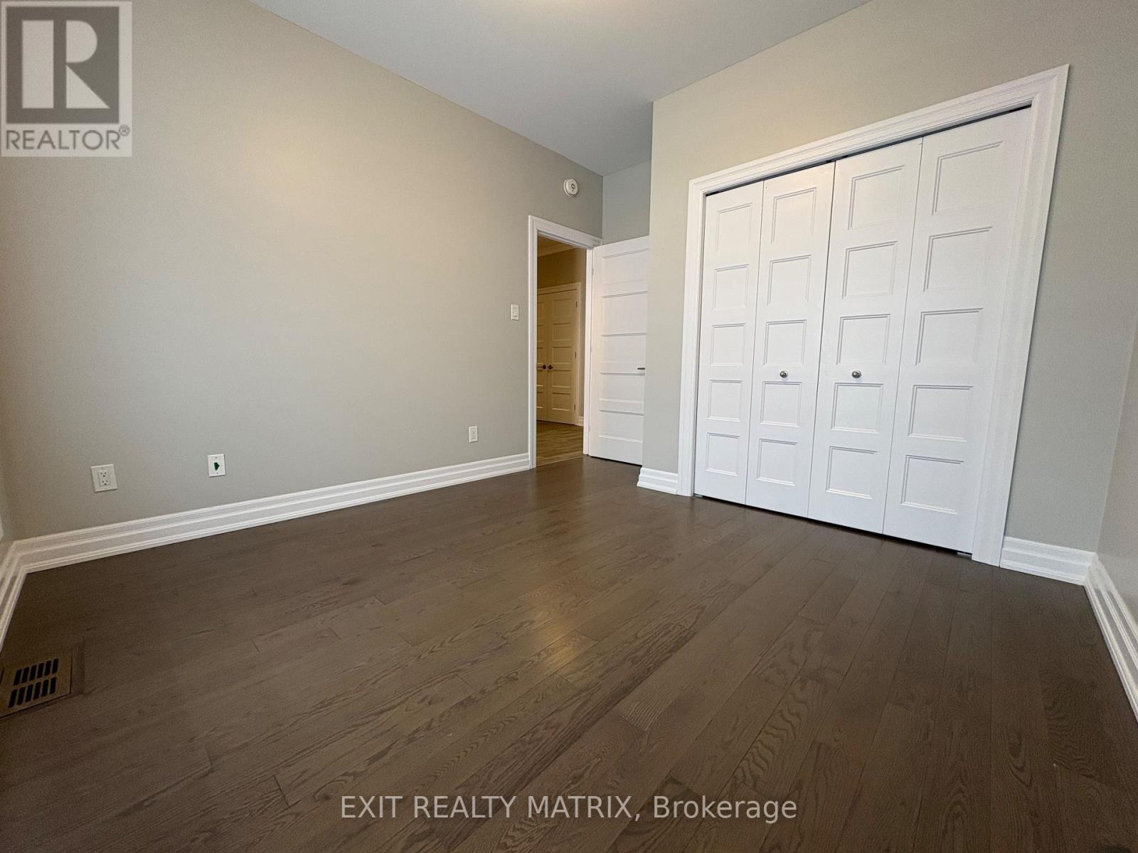 265 Belfort Street, Russell, Ontario  K0A 1W0 - Photo 14 - X12679424