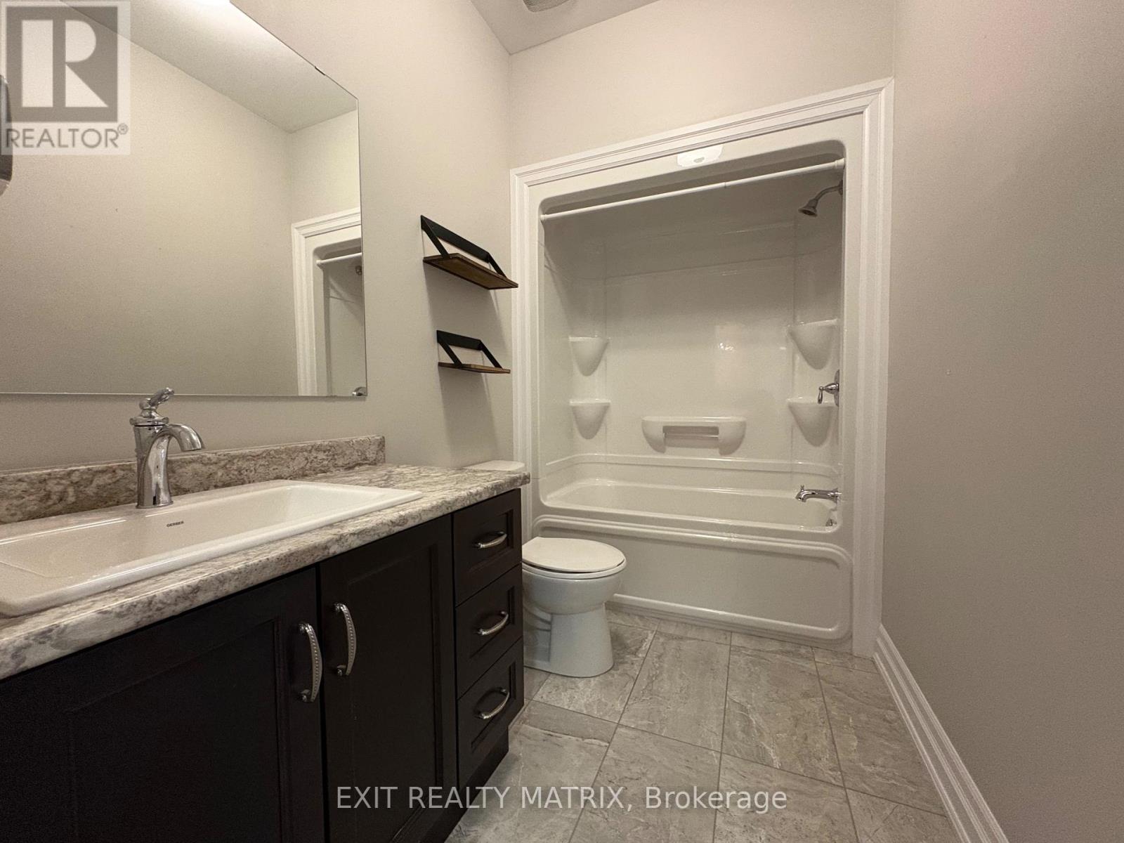 265 Belfort Street, Russell, Ontario  K0A 1W0 - Photo 16 - X12679424