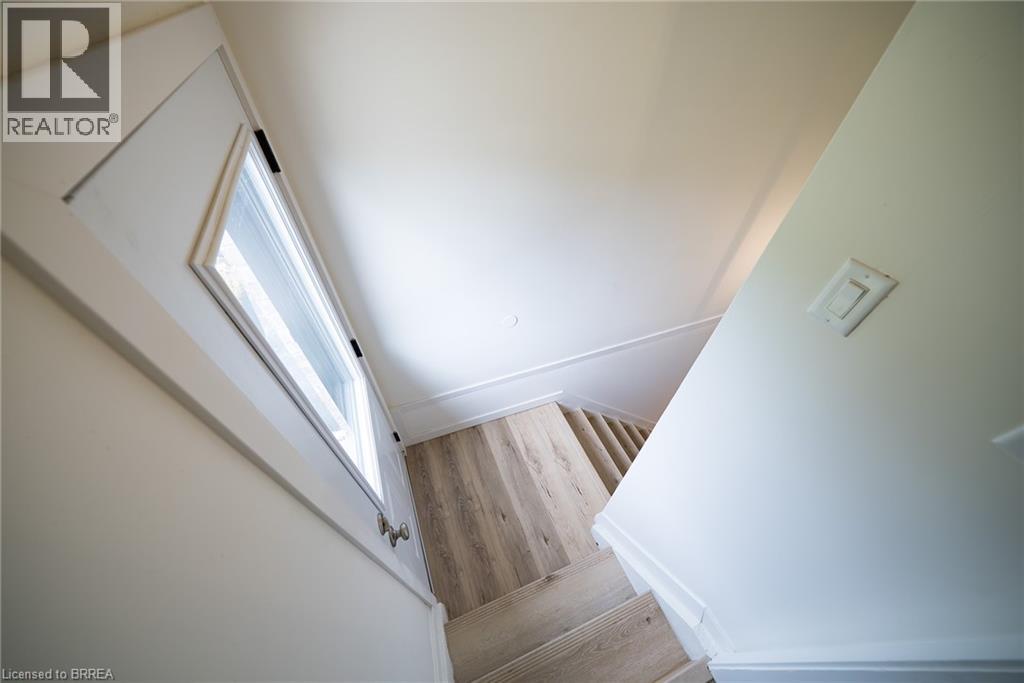 37 Rowanwood Avenue, Brantford, Ontario  N3S 7C1 - Photo 20 - 40796589