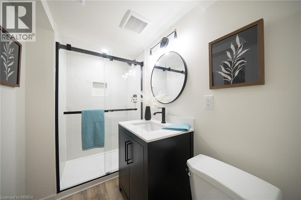 37 Rowanwood Avenue, Brantford, Ontario  N3S 7C1 - Photo 24 - 40796589