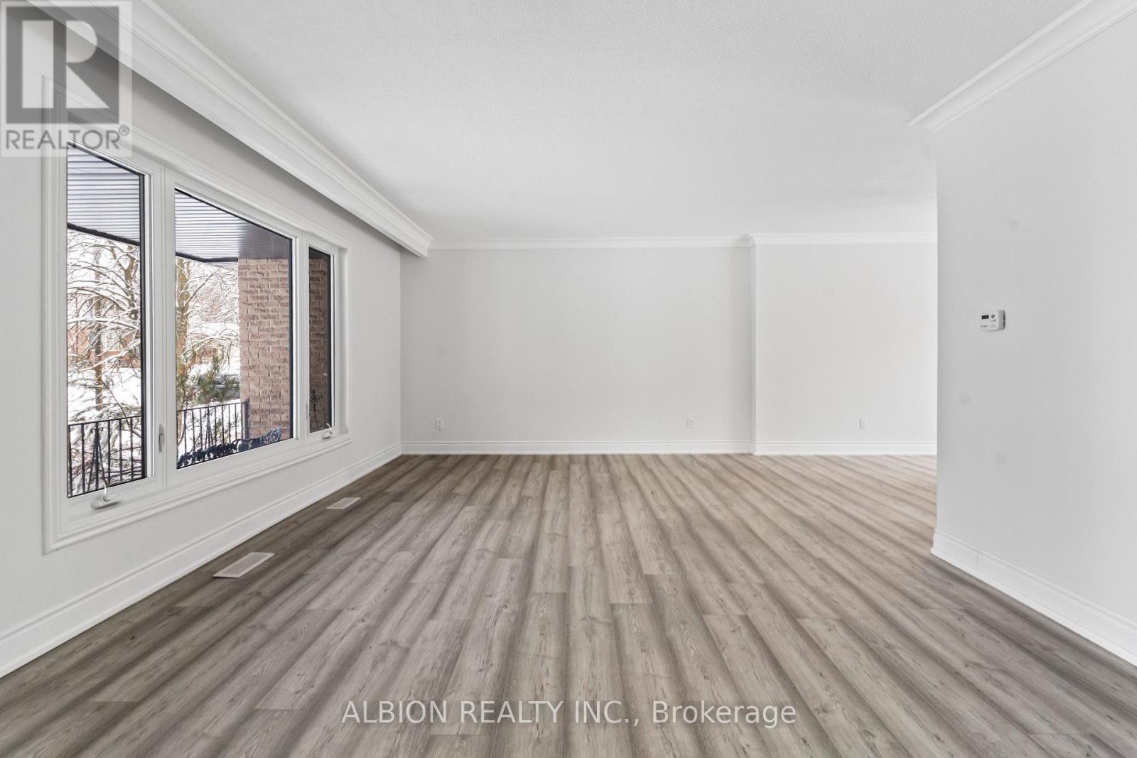 39 Westview Crescent, Caledon, Ontario  L7E 0E2 - Photo 6 - W12679138