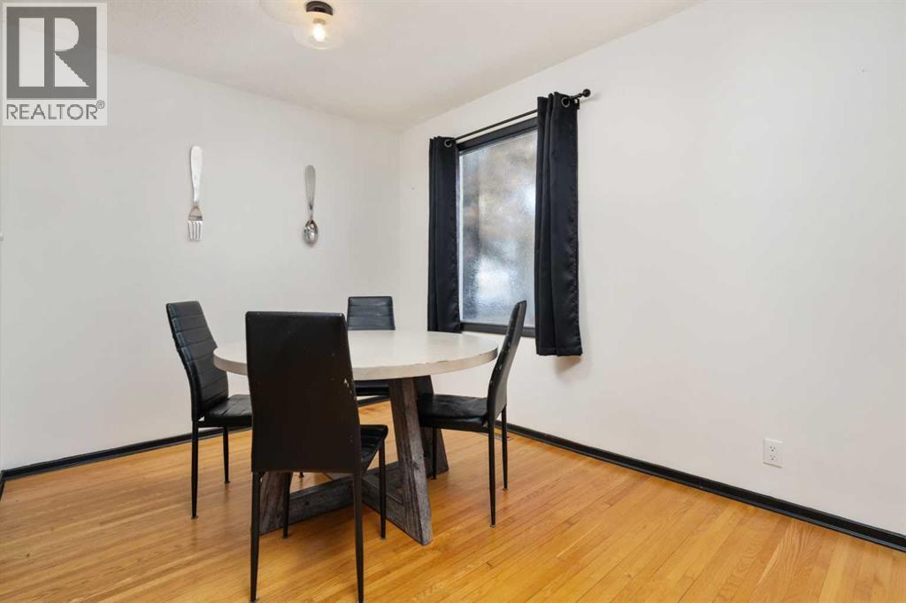 11 Montrose, Camrose, Alberta  T4V 2L5 - Photo 6 - A2277172