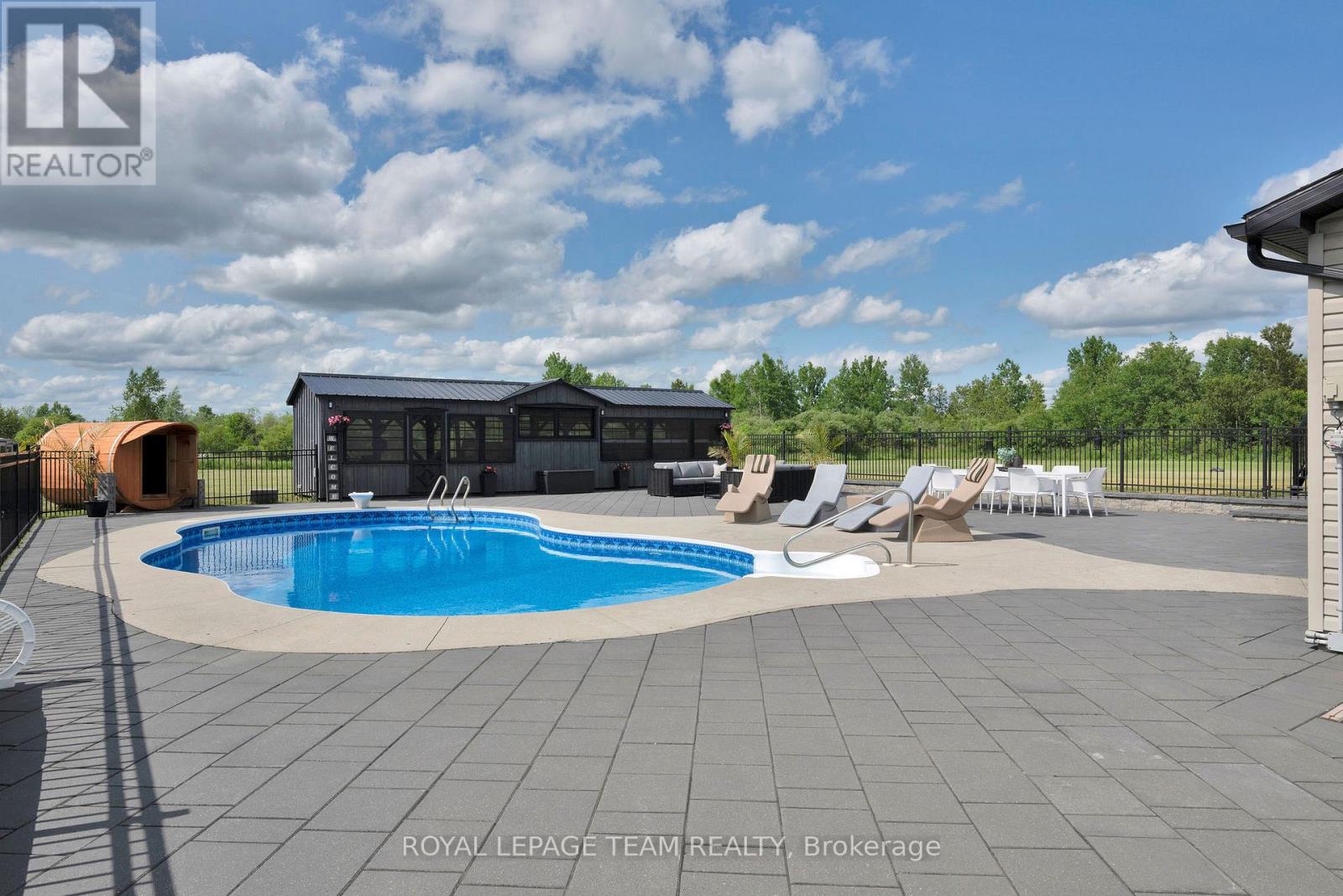 883 Craig Road, North Grenville, Ontario  K0G 1S0 - Photo 6 - X12237920