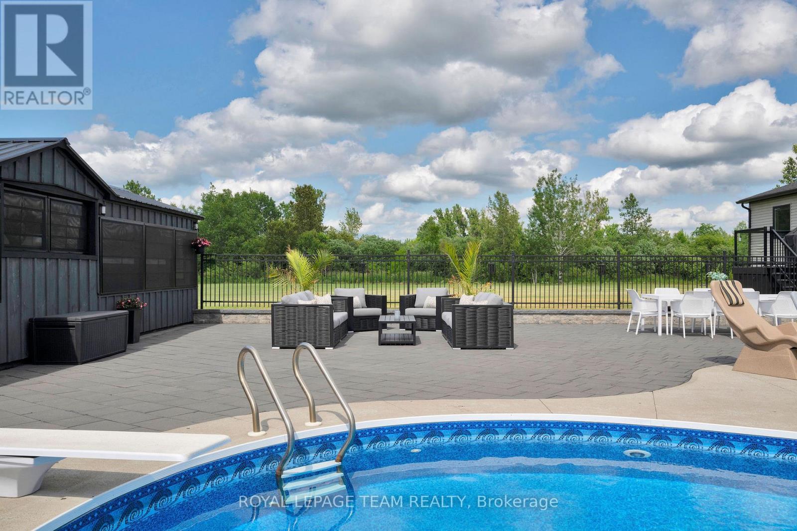 883 Craig Road, North Grenville, Ontario  K0G 1S0 - Photo 7 - X12237920