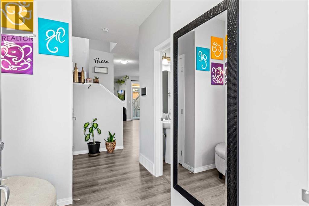 74 Legacy Glen Common Se, Calgary, Alberta  T2X 3Y9 - Photo 5 - A2277419