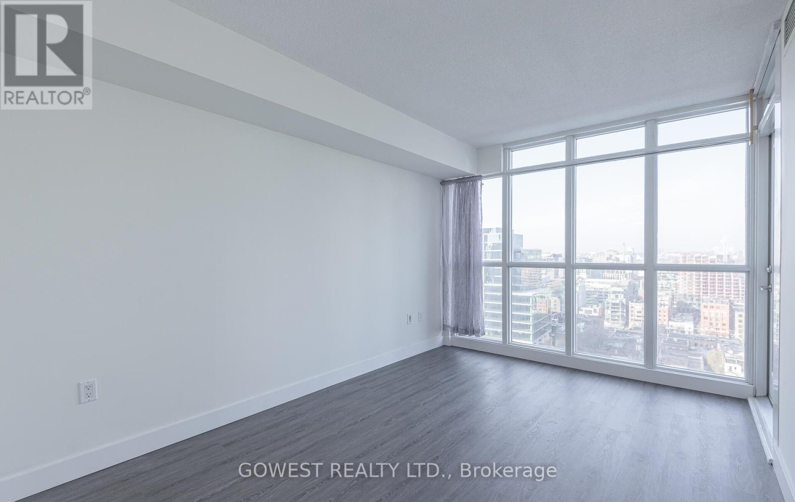 2516 - 15 Iceboat Terrace N, Toronto, Ontario  M5V 4A5 - Photo 11 - C12679430