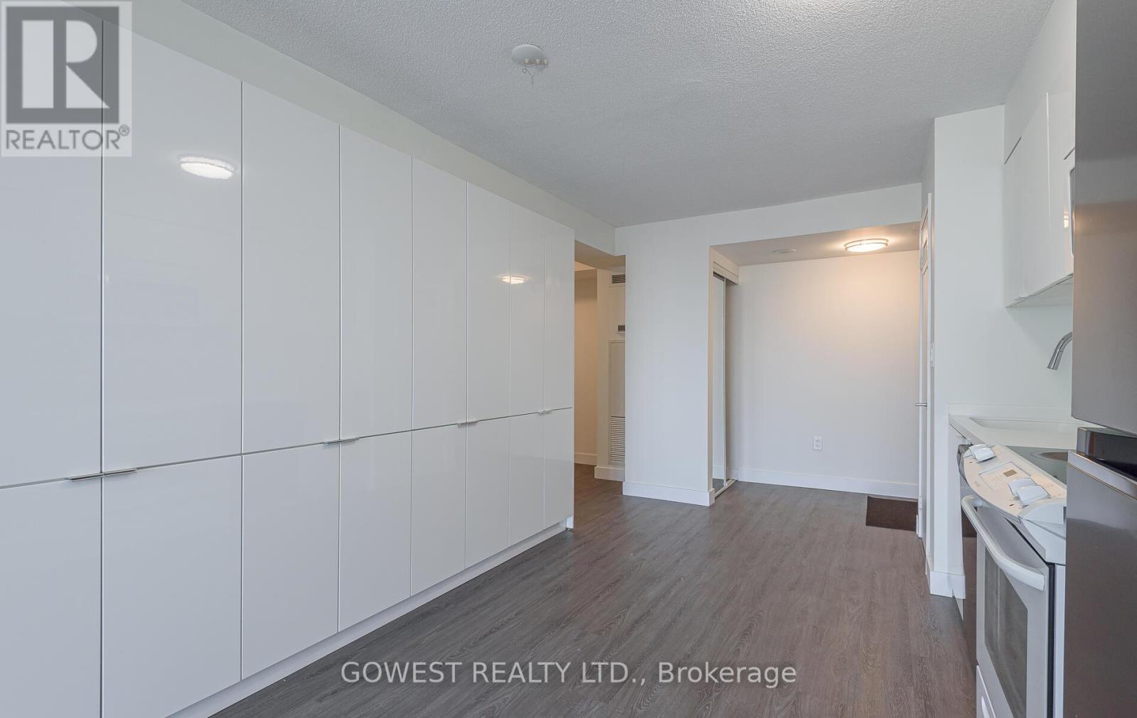 2516 - 15 Iceboat Terrace N, Toronto, Ontario  M5V 4A5 - Photo 9 - C12679430