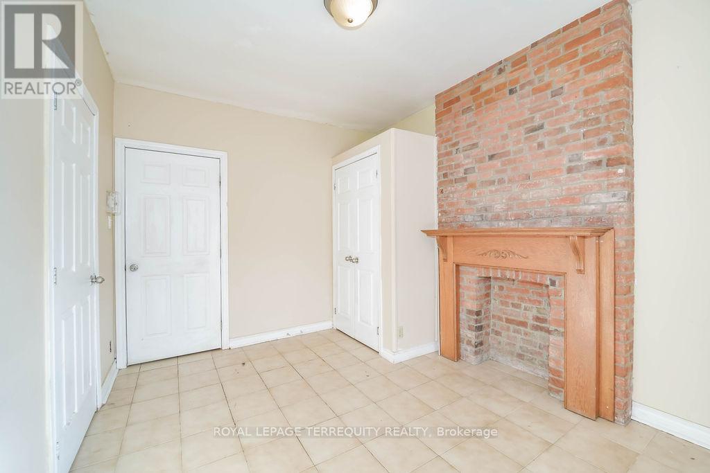 243 Montrose Avenue, Toronto, Ontario  M6G 3G6 - Photo 22 - C12679502