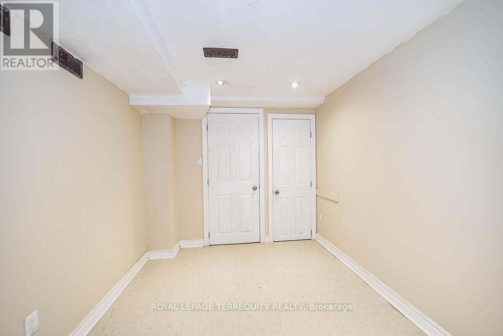 243 Montrose Avenue, Toronto, Ontario  M6G 3G6 - Photo 36 - C12679502