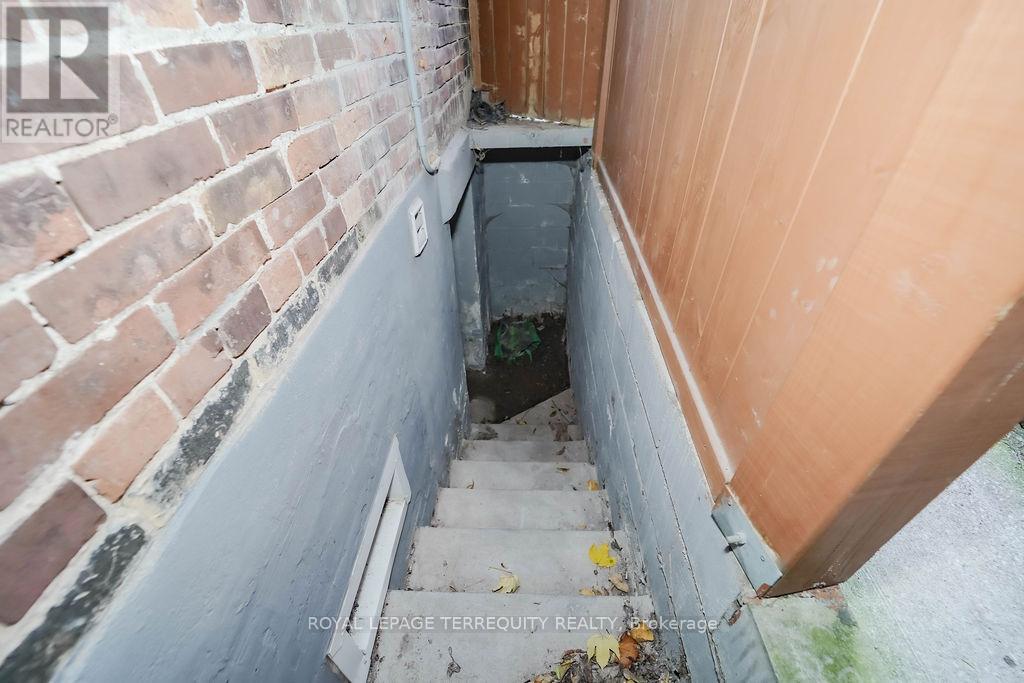 243 Montrose Avenue, Toronto, Ontario  M6G 3G6 - Photo 41 - C12679502