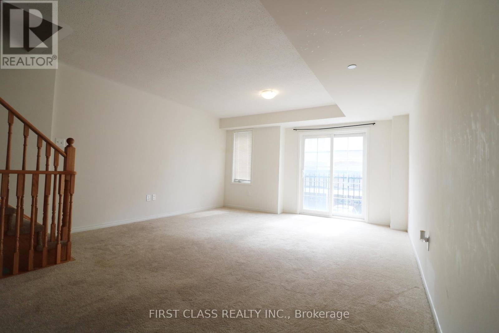 2309 Chevron Prince Path, Oshawa, Ontario  L1L 0K8 - Photo 2 - E12679444