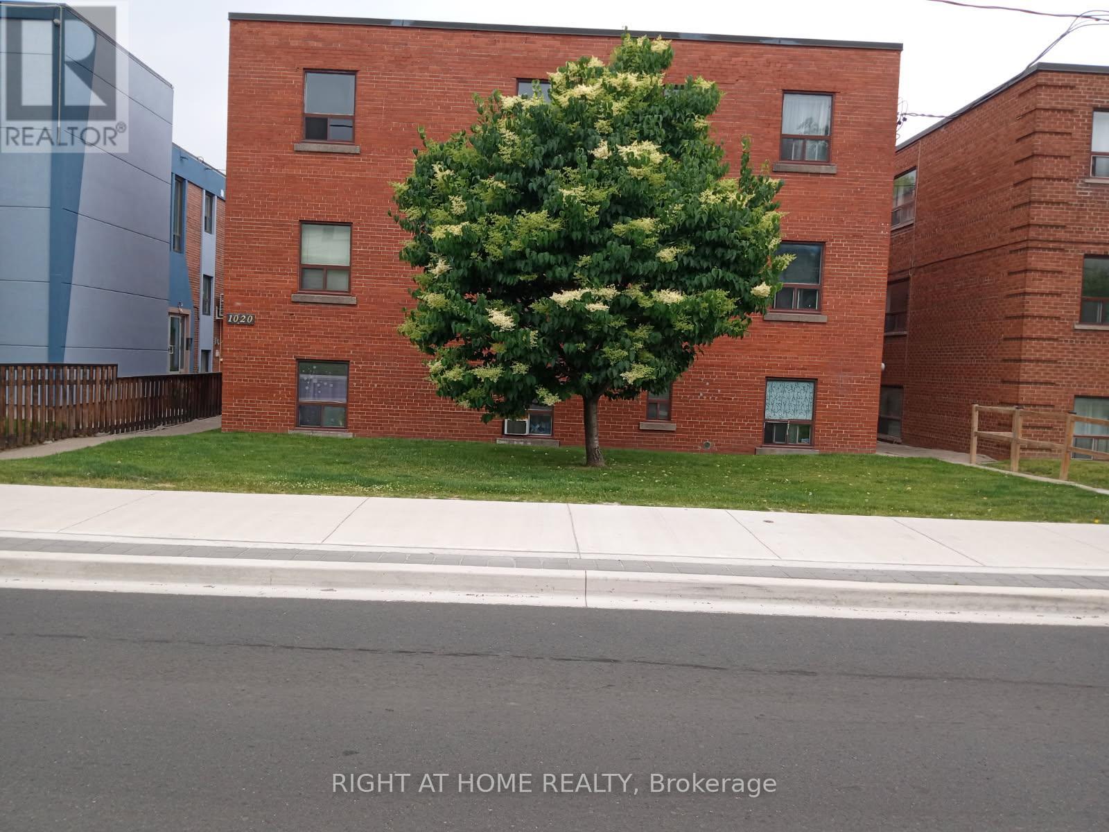 1020 O'CONNOR DRIVE, Toronto, Ontario