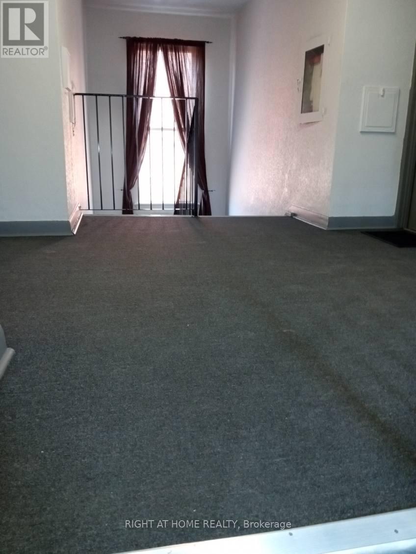 1020 O'connor Drive, Toronto, Ontario  M4B 2T3 - Photo 34 - E12679478