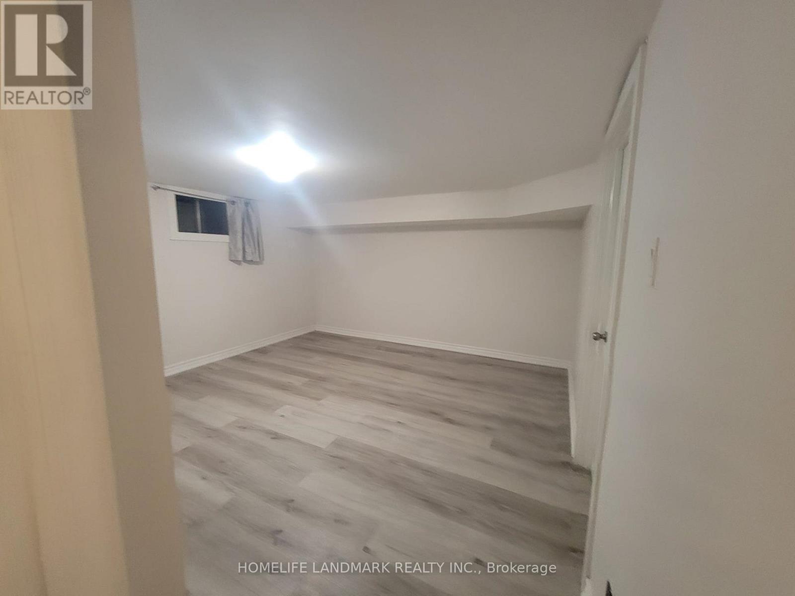 Basment - 307 Axminster Drive, Richmond Hill, Ontario  L4C 2W3 - Photo 6 - N12679466