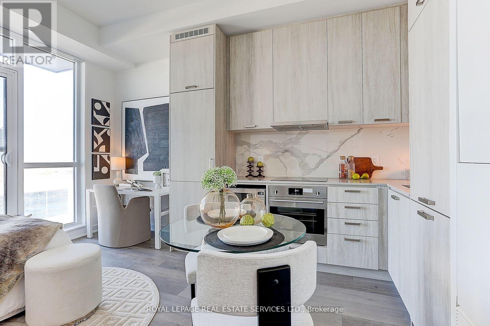 517 - 38 Honeycrisp Crescent, Vaughan, Ontario  L4K 0M8 - Photo 12 - N12679488