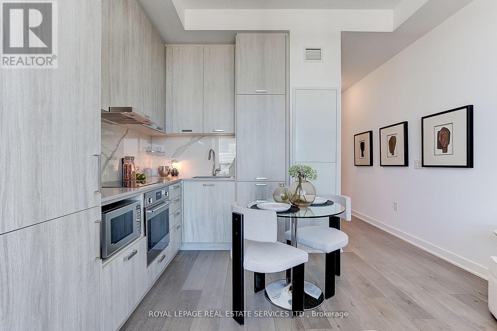 517 - 38 Honeycrisp Crescent, Vaughan, Ontario  L4K 0M8 - Photo 14 - N12679488