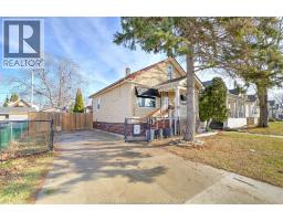 1808 CADILLAC, Windsor, Ontario