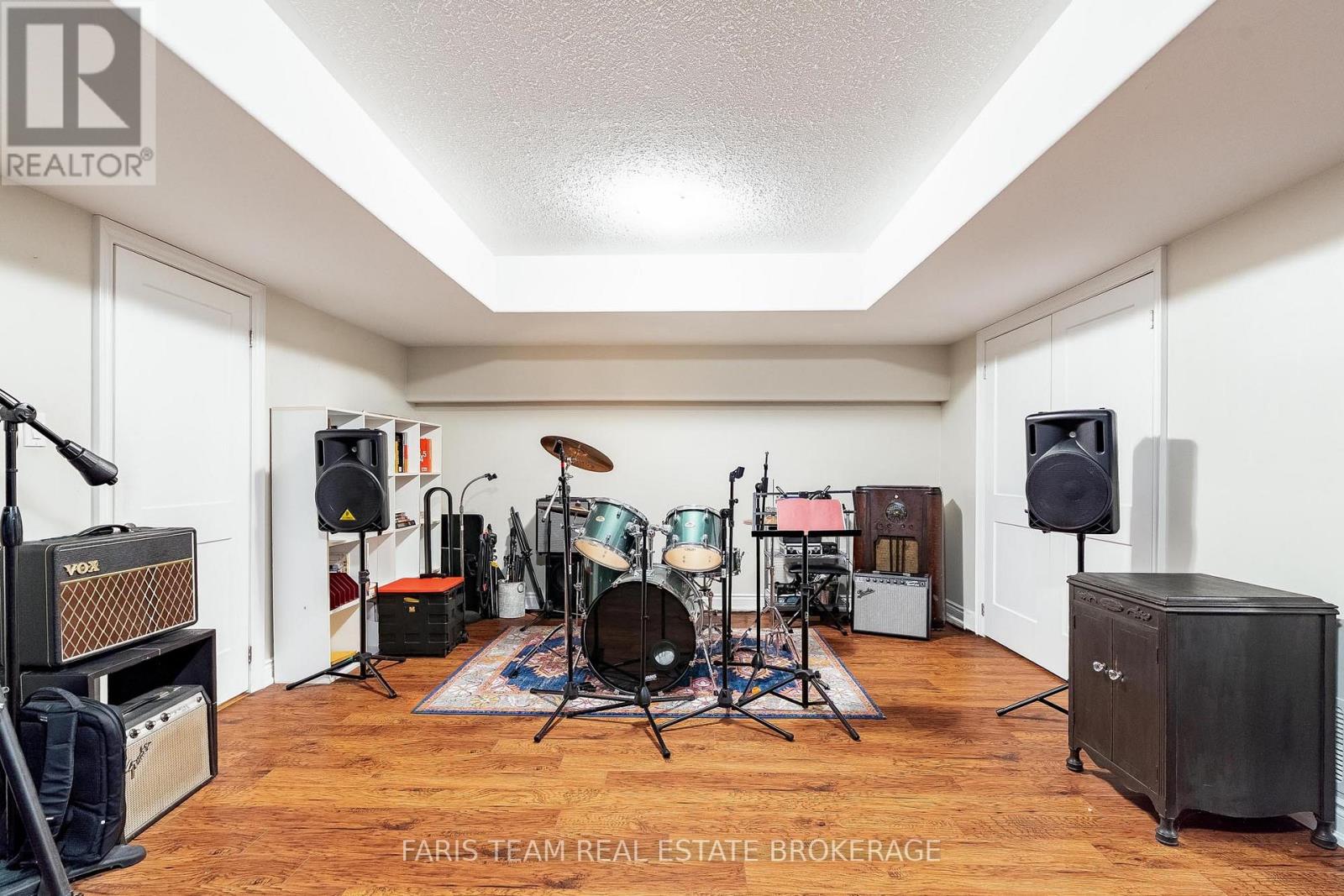 1209 Seadon Road, Springwater, Ontario  L9X 1V5 - Photo 37 - S12679464