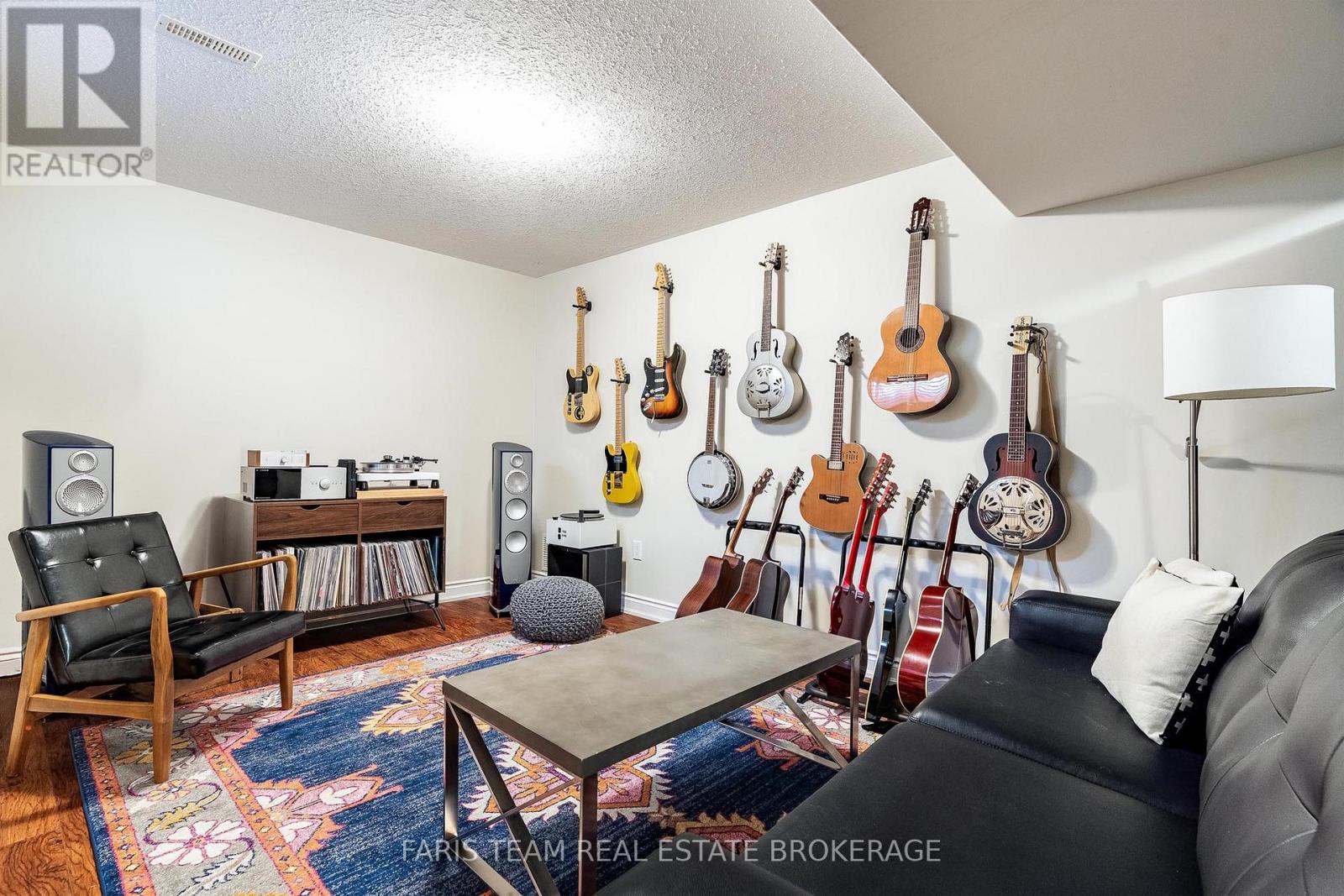 1209 Seadon Road, Springwater, Ontario  L9X 1V5 - Photo 38 - S12679464