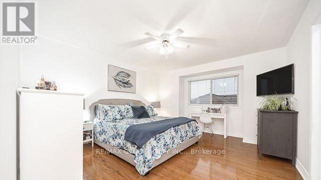 36 Roxton Crescent N, Brampton, Ontario  L7A 2A9 - Photo 18 - W12673608