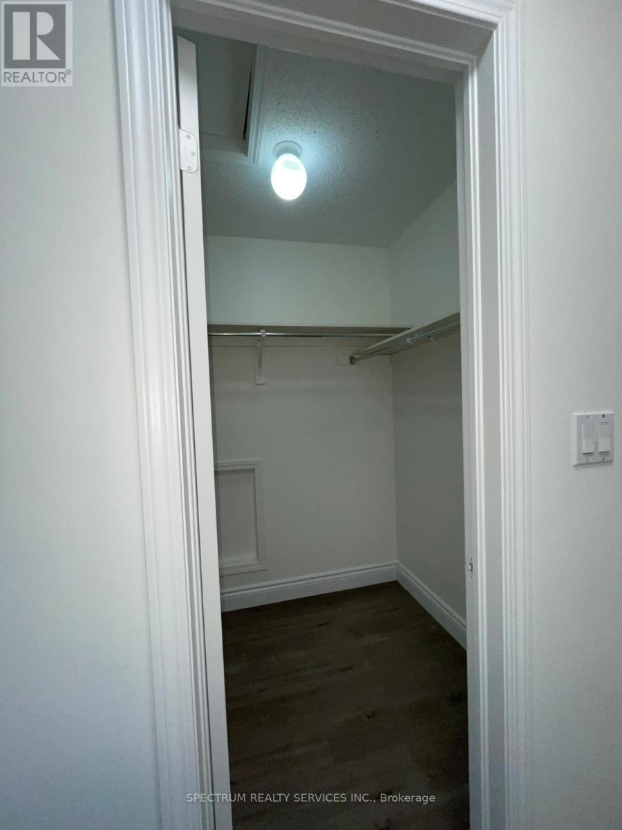 1684 Norris Circle, Milton, Ontario  L9T 6A3 - Photo 19 - W12678470