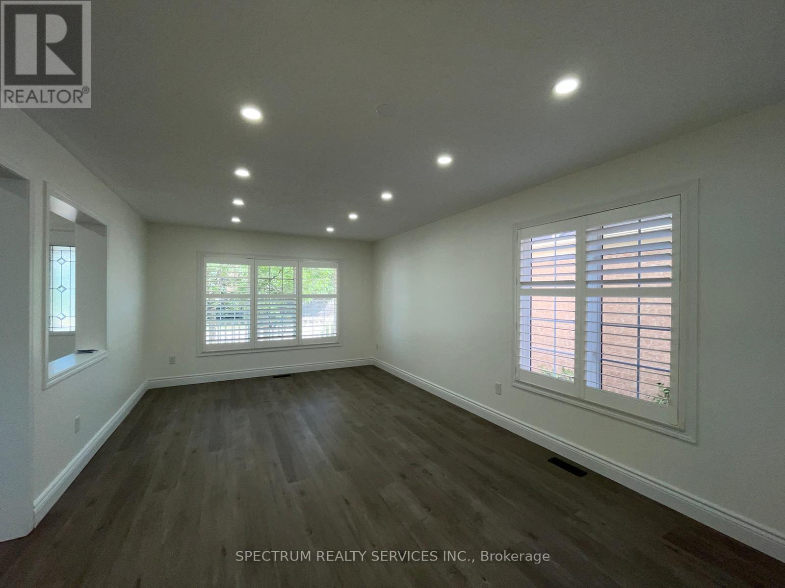 1684 Norris Circle, Milton, Ontario  L9T 6A3 - Photo 8 - W12678470