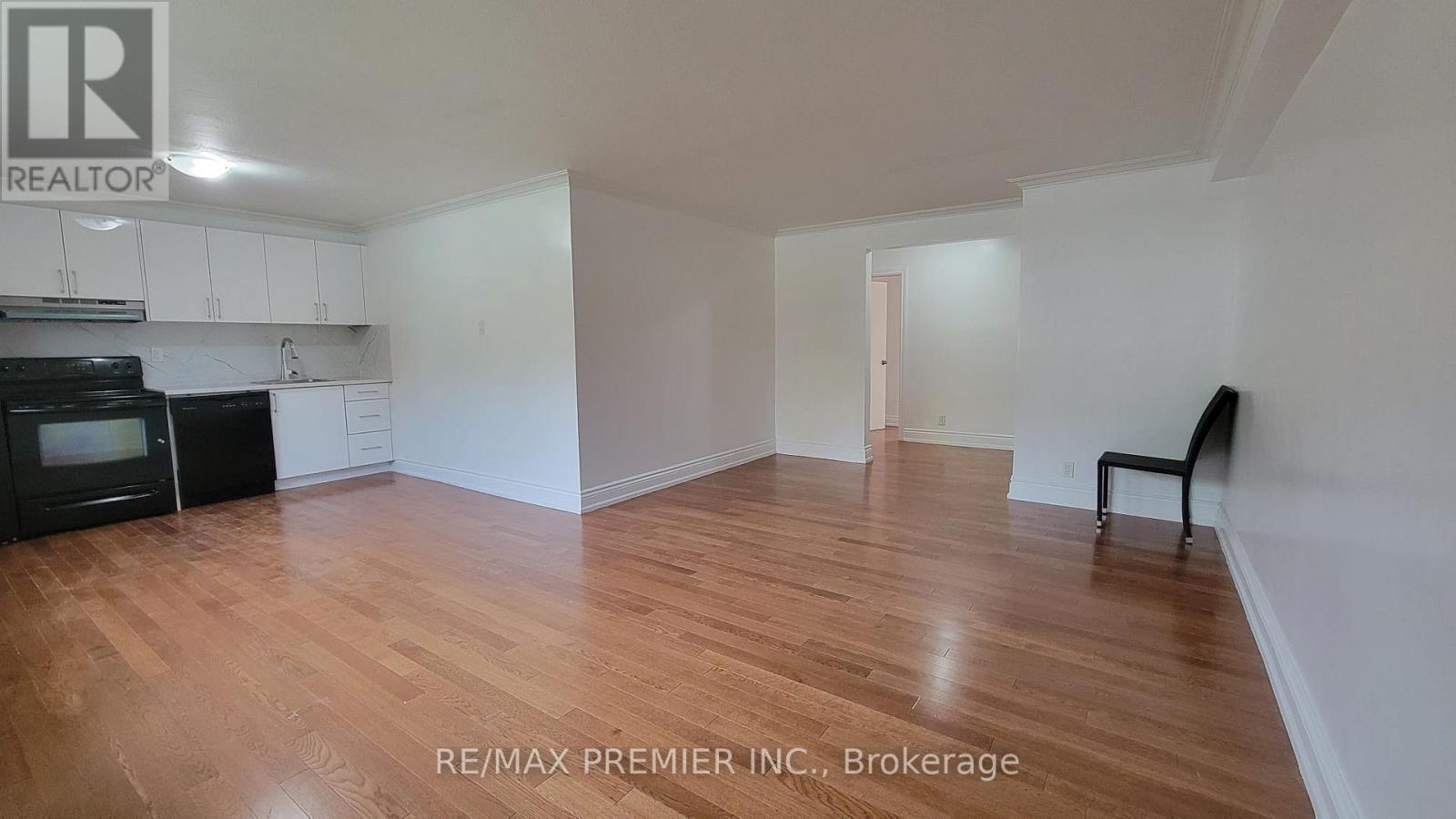 2 - 92 Trethewey Drive, Toronto, Ontario  M6M 4B4 - Photo 2 - W12679450