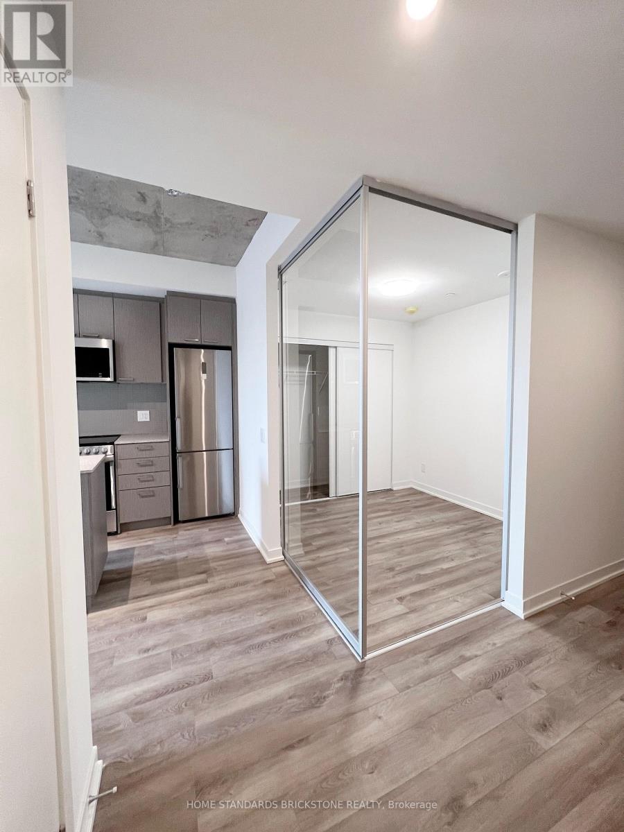 413 - 1808 St Clair Avenue, Toronto, Ontario  M6N 0C1 - Photo 4 - W12679468
