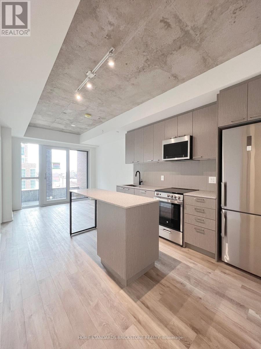 413 - 1808 St Clair Avenue, Toronto, Ontario  M6N 0C1 - Photo 6 - W12679468