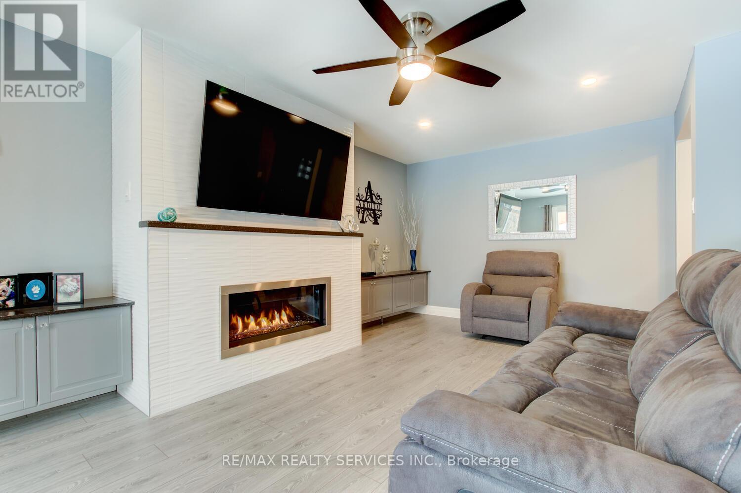 34 Garbutt Crescent, Brampton, Ontario  L6X 3G2 - Photo 13 - W12679486