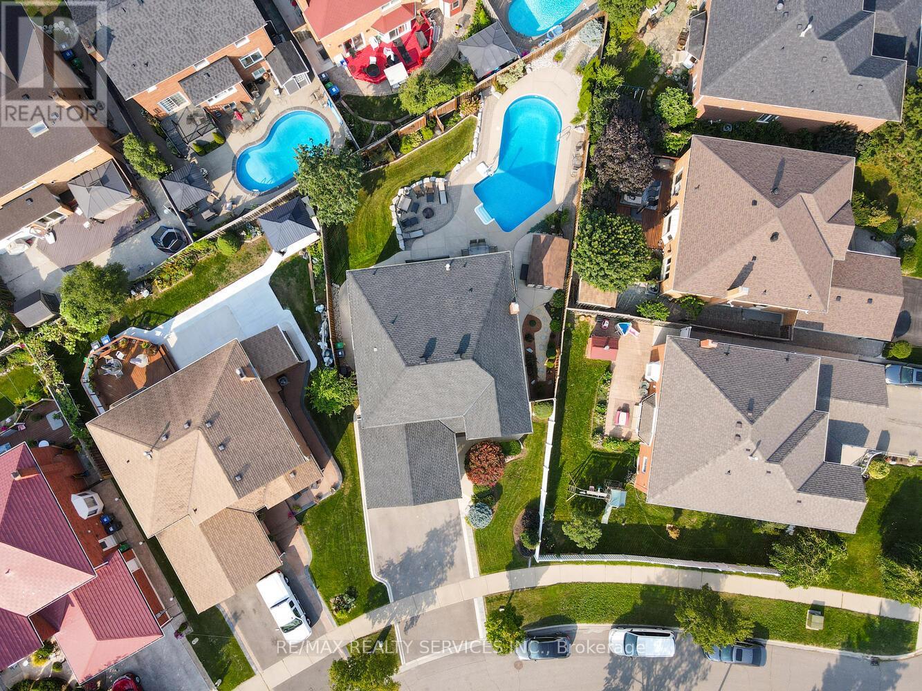 34 Garbutt Crescent, Brampton, Ontario  L6X 3G2 - Photo 50 - W12679486