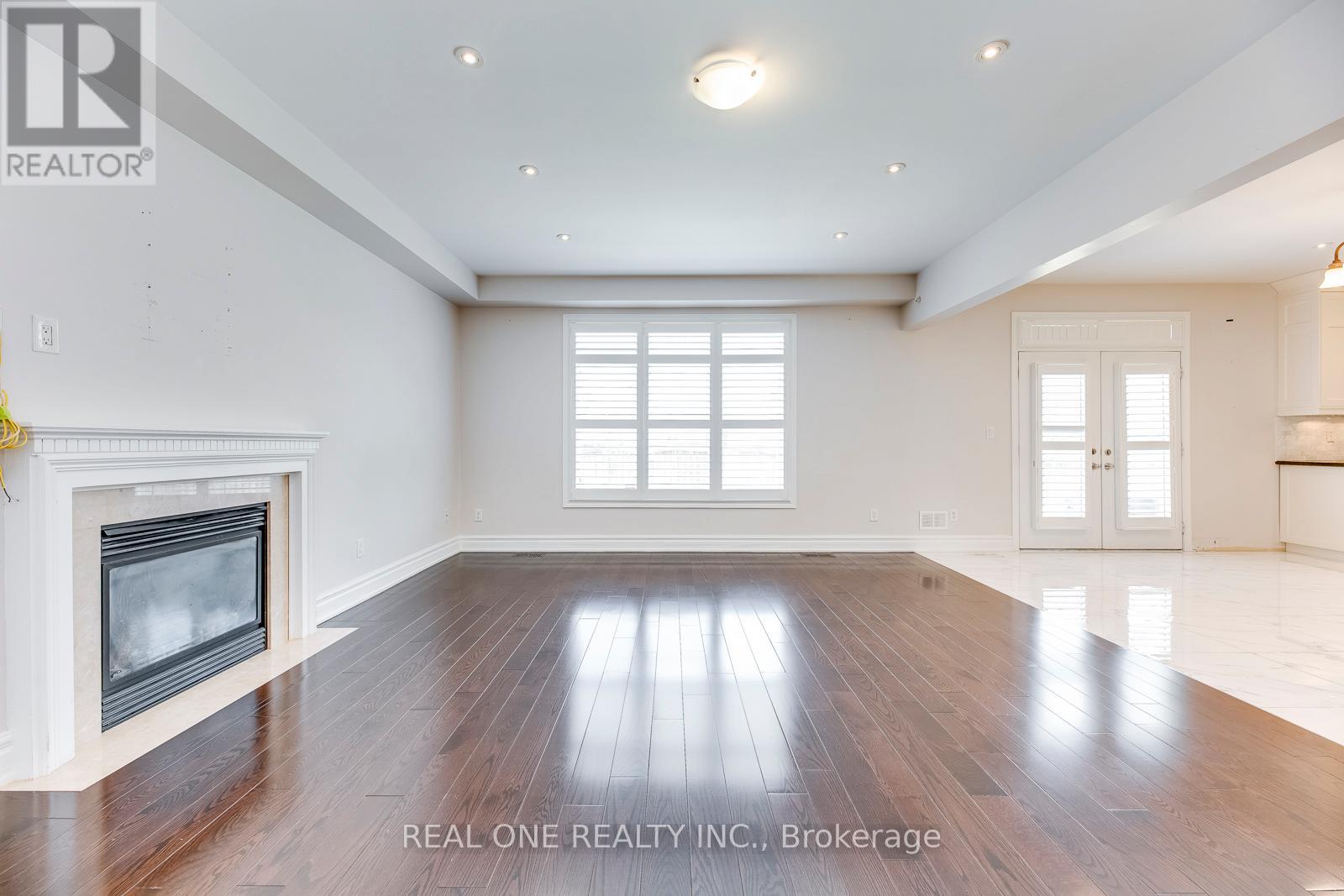 1280 Kestell Boulevard, Oakville, Ontario  L6H 0B3 - Photo 11 - W12679500